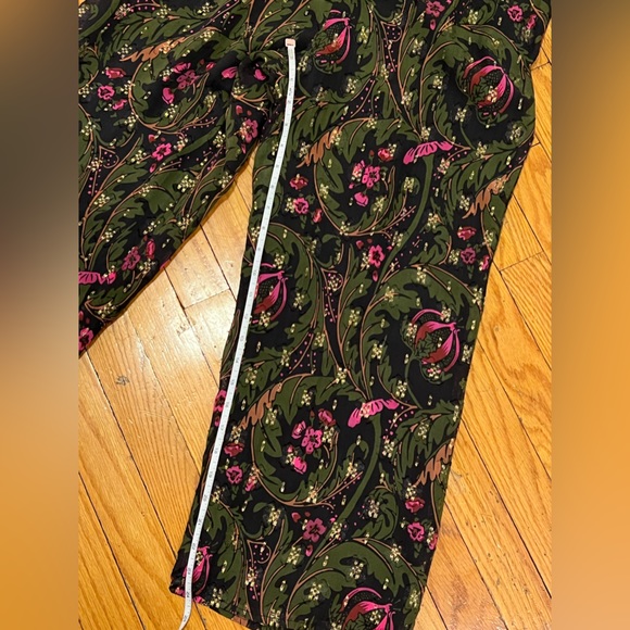 Anthropologie Ett Twa Brenda Jumpsuit Green Gold Floral Flutter Sleeve Size 8 - Picture 15 of 16